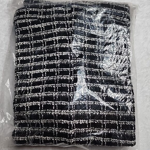 2676 NWT Mango Short tweed jumpsuit with pockets Size Medium - Picture 5 of 7